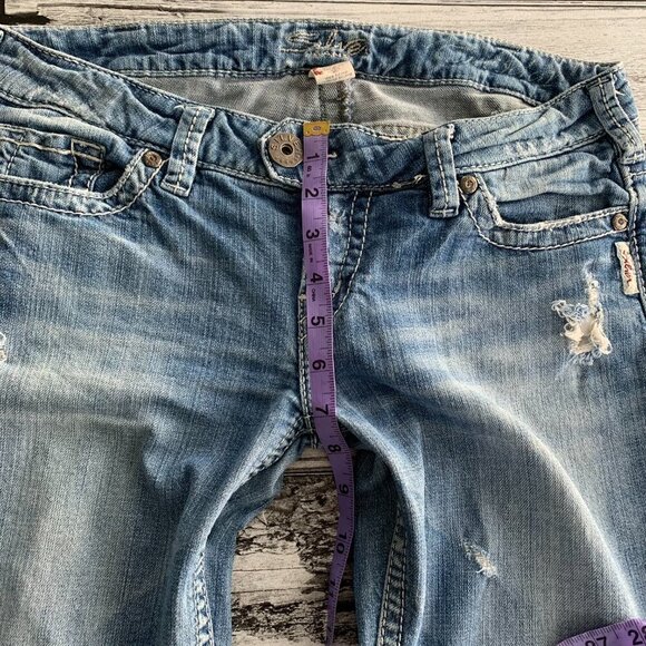 Vintage Silver Tuesday Low Rise Bootcut Distressed Light Wash Denim Flare Jeans - Picture 11 of 16